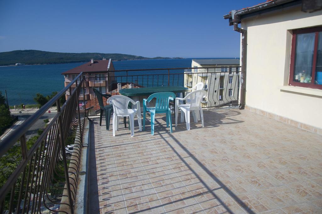 Paunovi Guest House بريمورسكو المظهر الخارجي الصورة