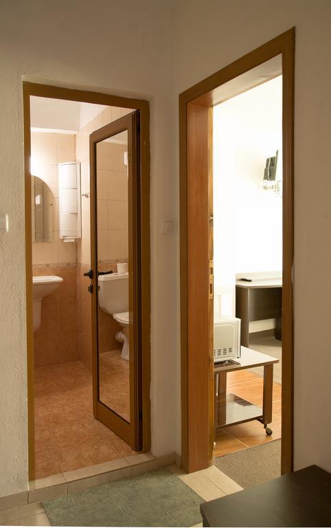 Paunovi Guest House بريمورسكو الغرفة الصورة